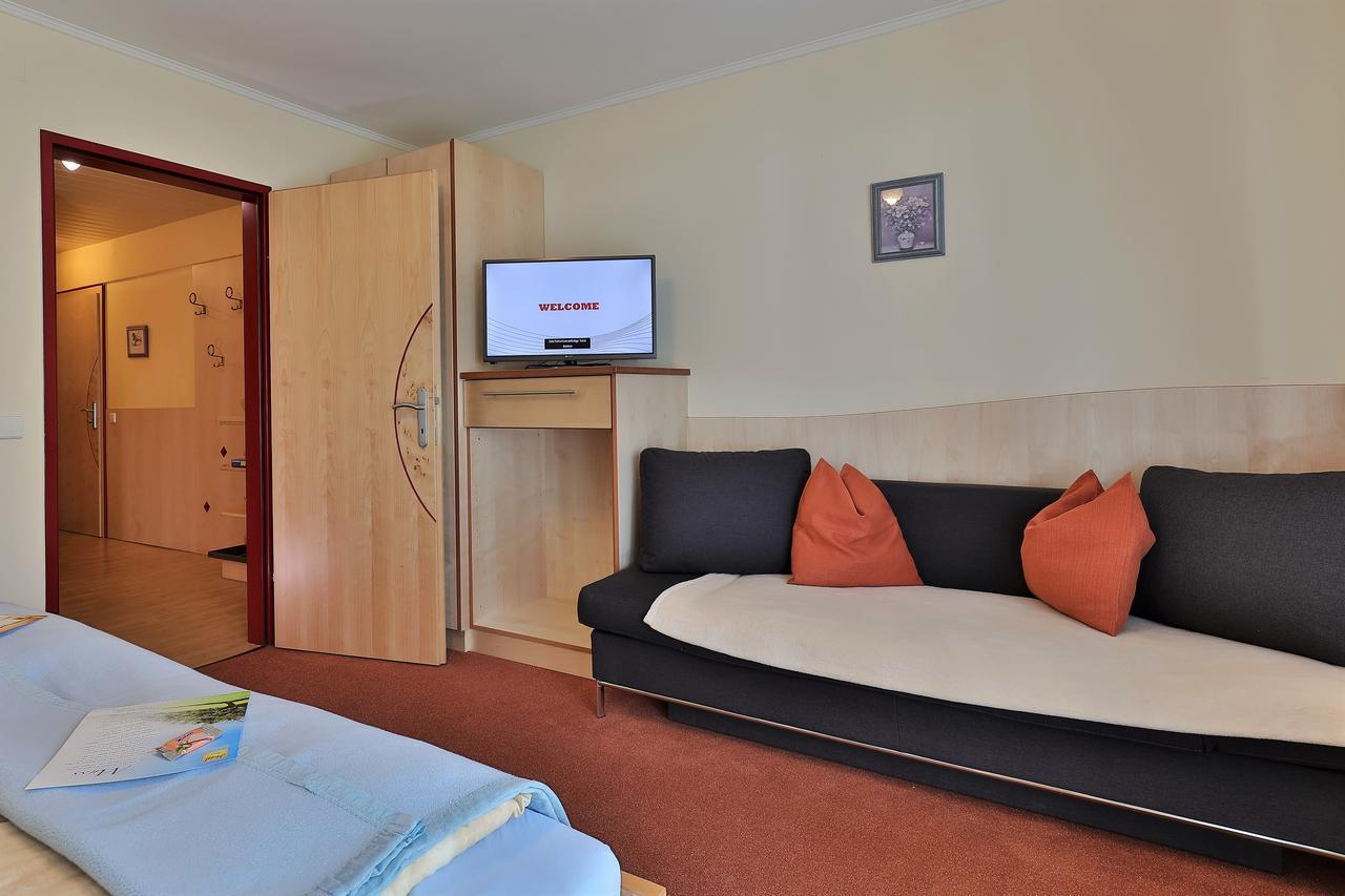 Hotel Garni Zerza Tröpolach Екстериор снимка
