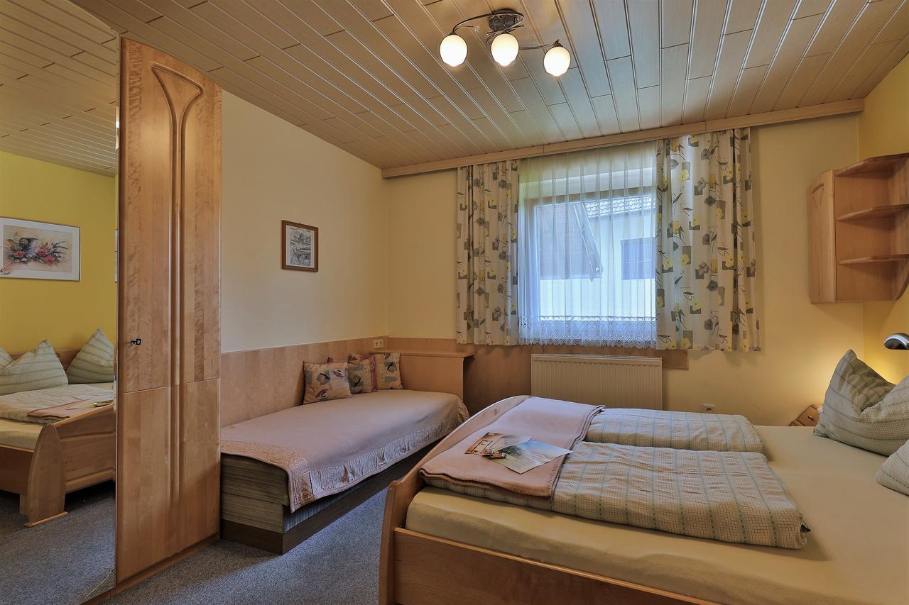 Hotel Garni Zerza Tröpolach Екстериор снимка