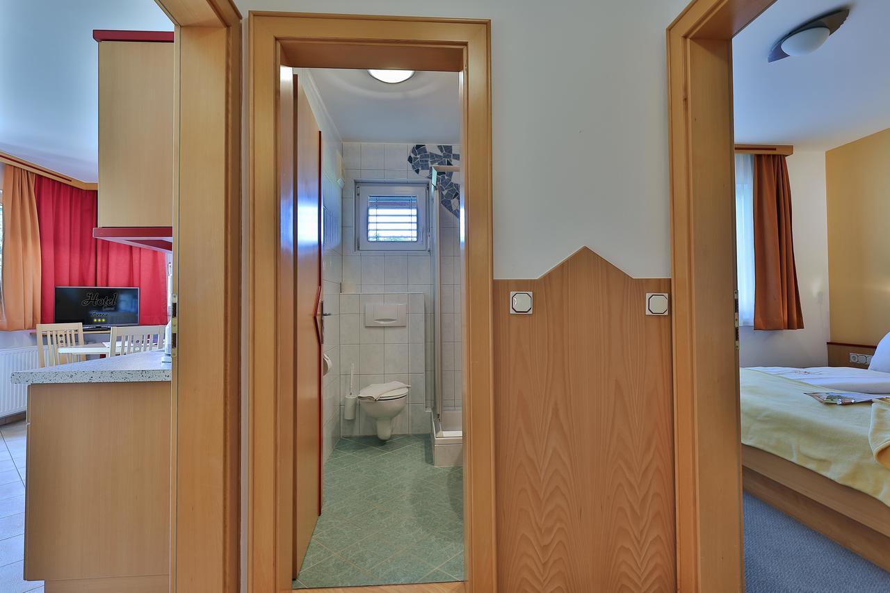 Hotel Garni Zerza Tröpolach Екстериор снимка