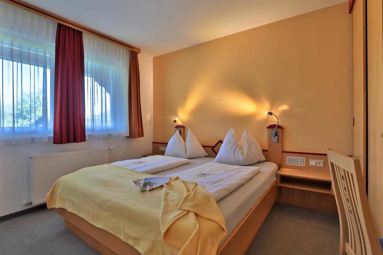 Hotel Garni Zerza Tröpolach Екстериор снимка