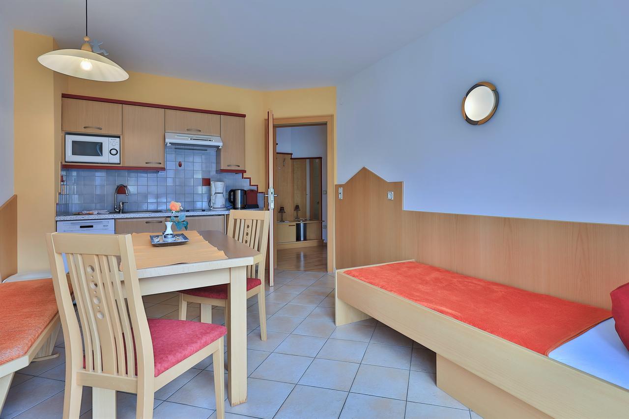 Hotel Garni Zerza Tröpolach Екстериор снимка